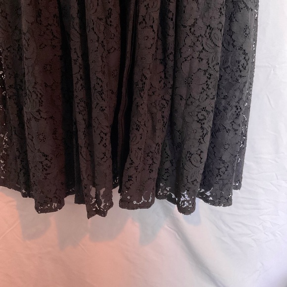 Lane Bryant Girl With Curves Black Dress with Lace and Pockets! - Picture 6 of 9